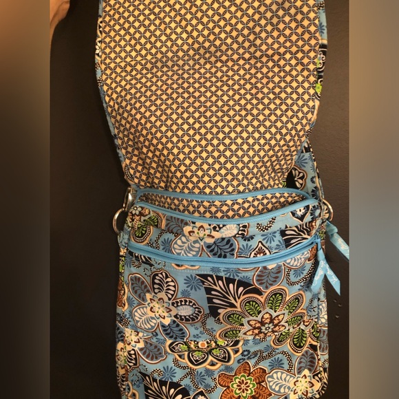 Vera Bradley Bag - Picture 4 of 7